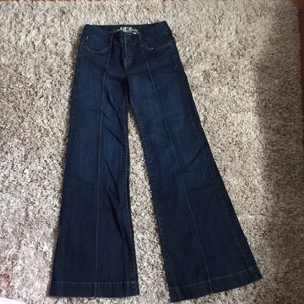 !it Flared Jeans